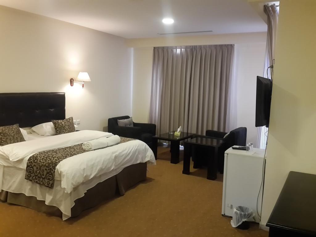 Jeddah Palace Hotel Амман Экстерьер фото